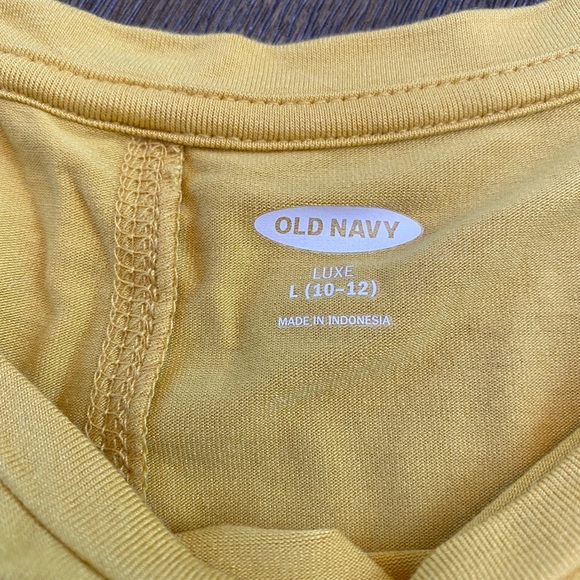 Old Navy Top - Picture 3 of 5